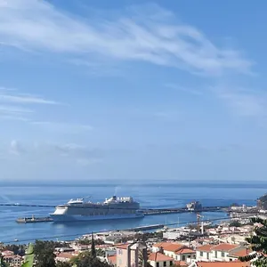 https://quintinha-dos-reis.madeira-islandshotels.com